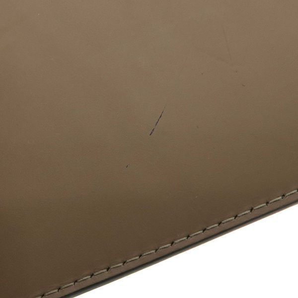 louis vuitton pouch / clutch rear view