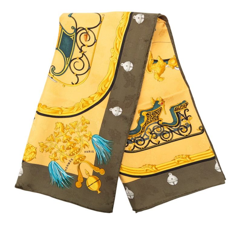 hermes scarf front view