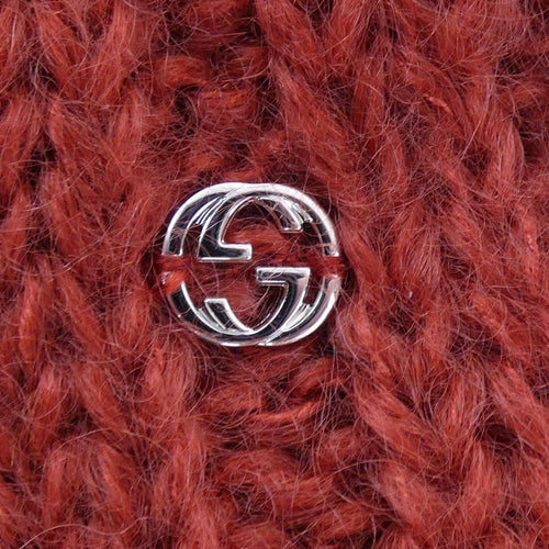 gucci scarf side view