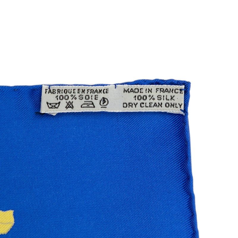 hermes scarf interior details