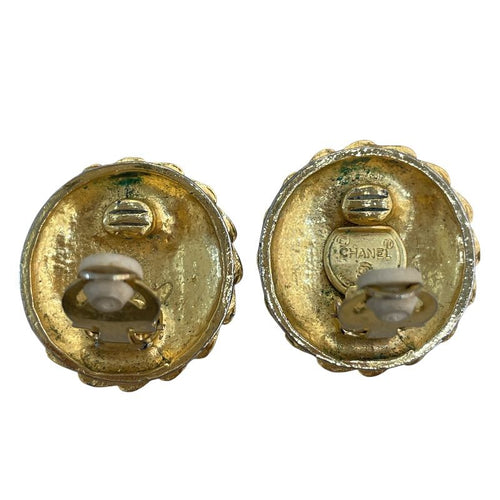 chanel earrings rear view