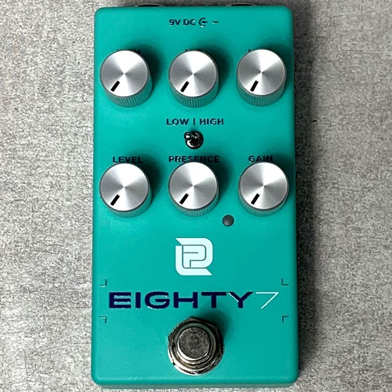 guitar effector front view