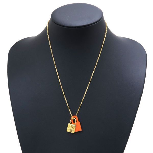 hermes necklace functional details
