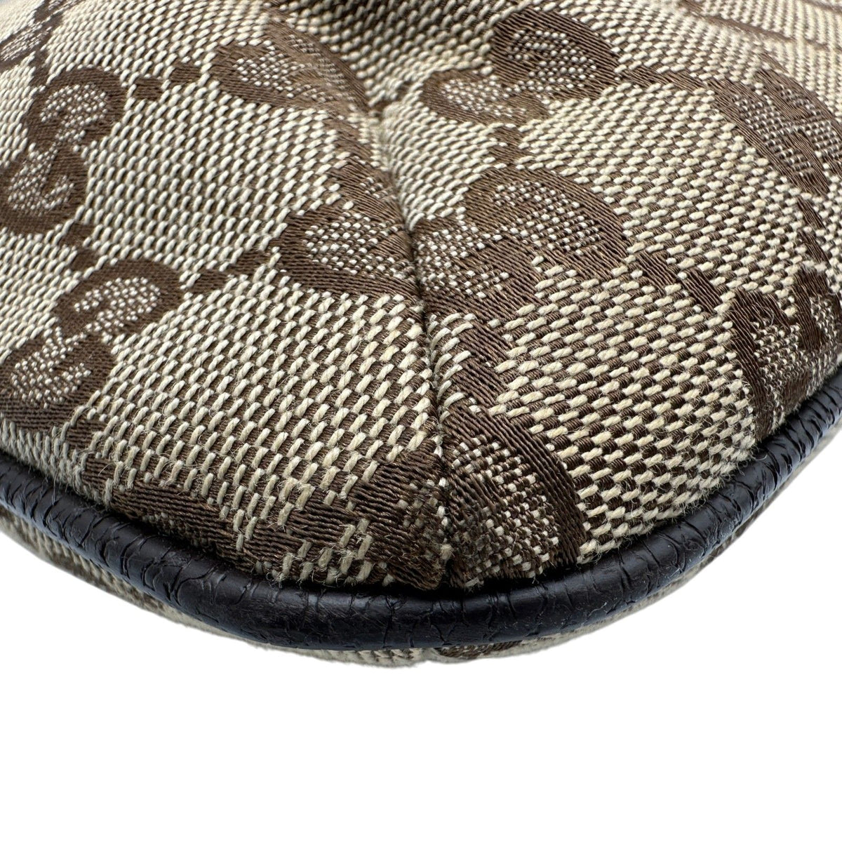 gucci beige shoulder bag condition details