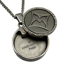 louis vuitton necklace accessories included