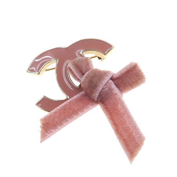 chanel brooch