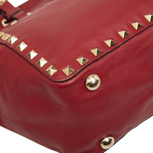 valentino handbag accessories included