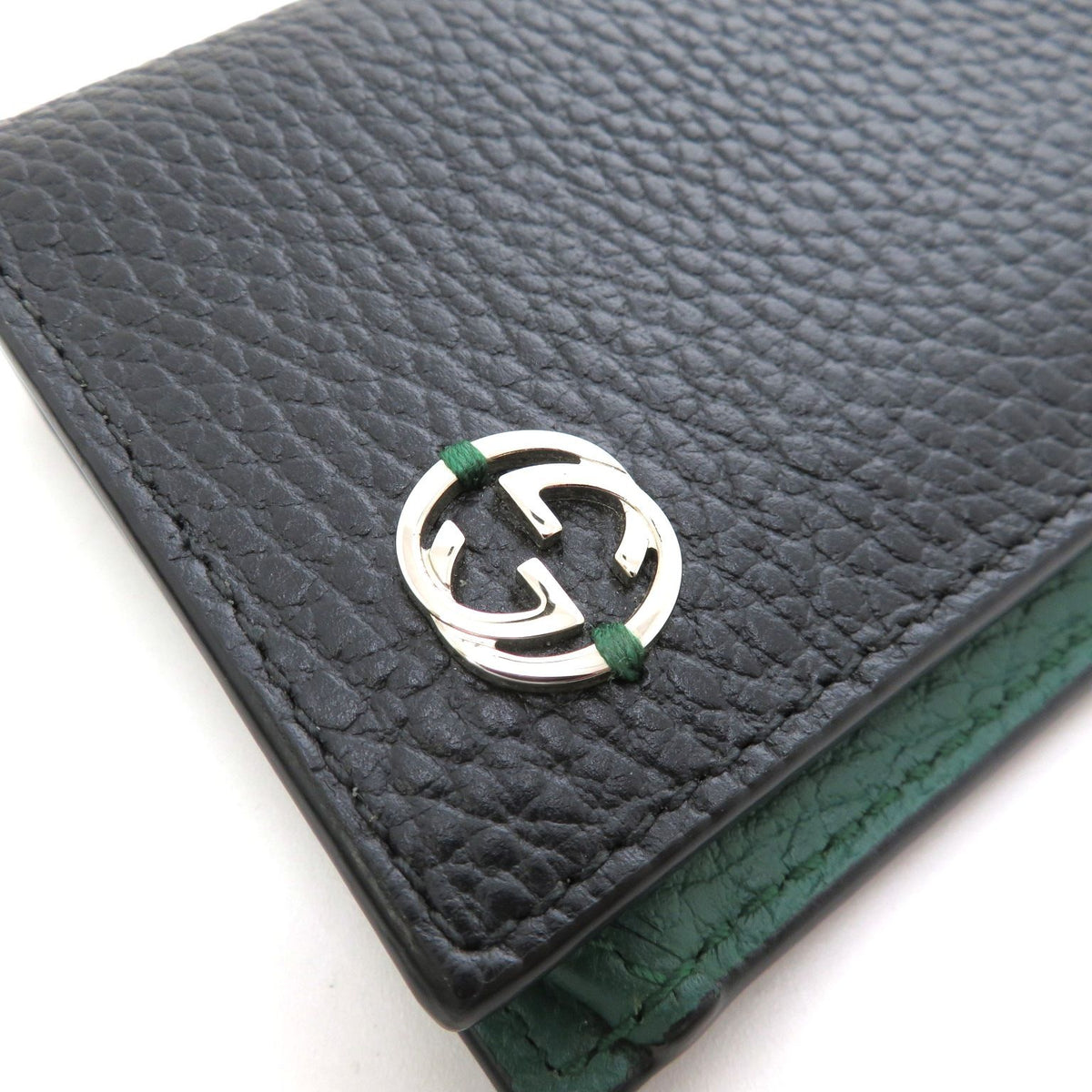 gucci wallet functional details