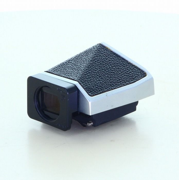 nikon camera accessories included