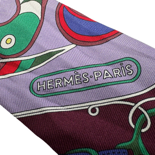 hermes scarf side view