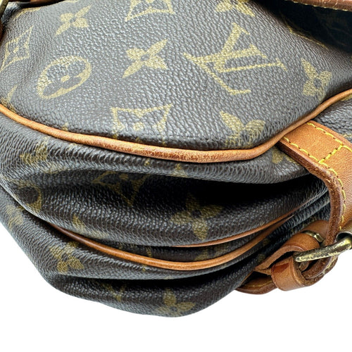 louis vuitton m42256 shoulder bag interior details