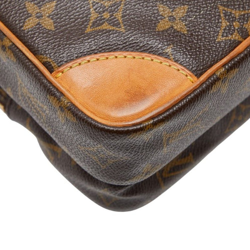 louis vuitton m45236 shoulder bag interior details