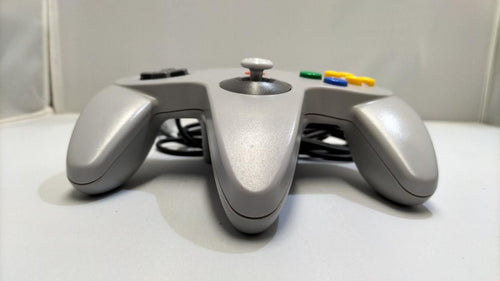 nintendo nus-001 video game console markings and labels
