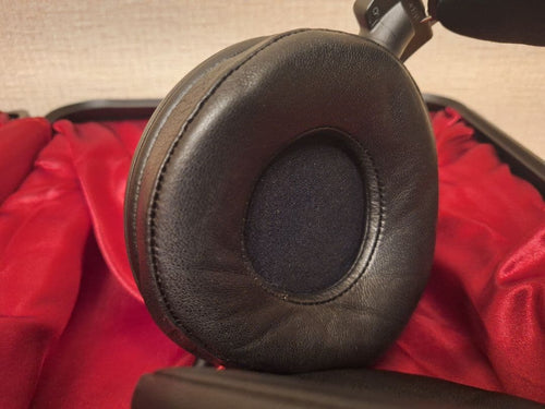 audio technica ath-w5000 headphones interior details