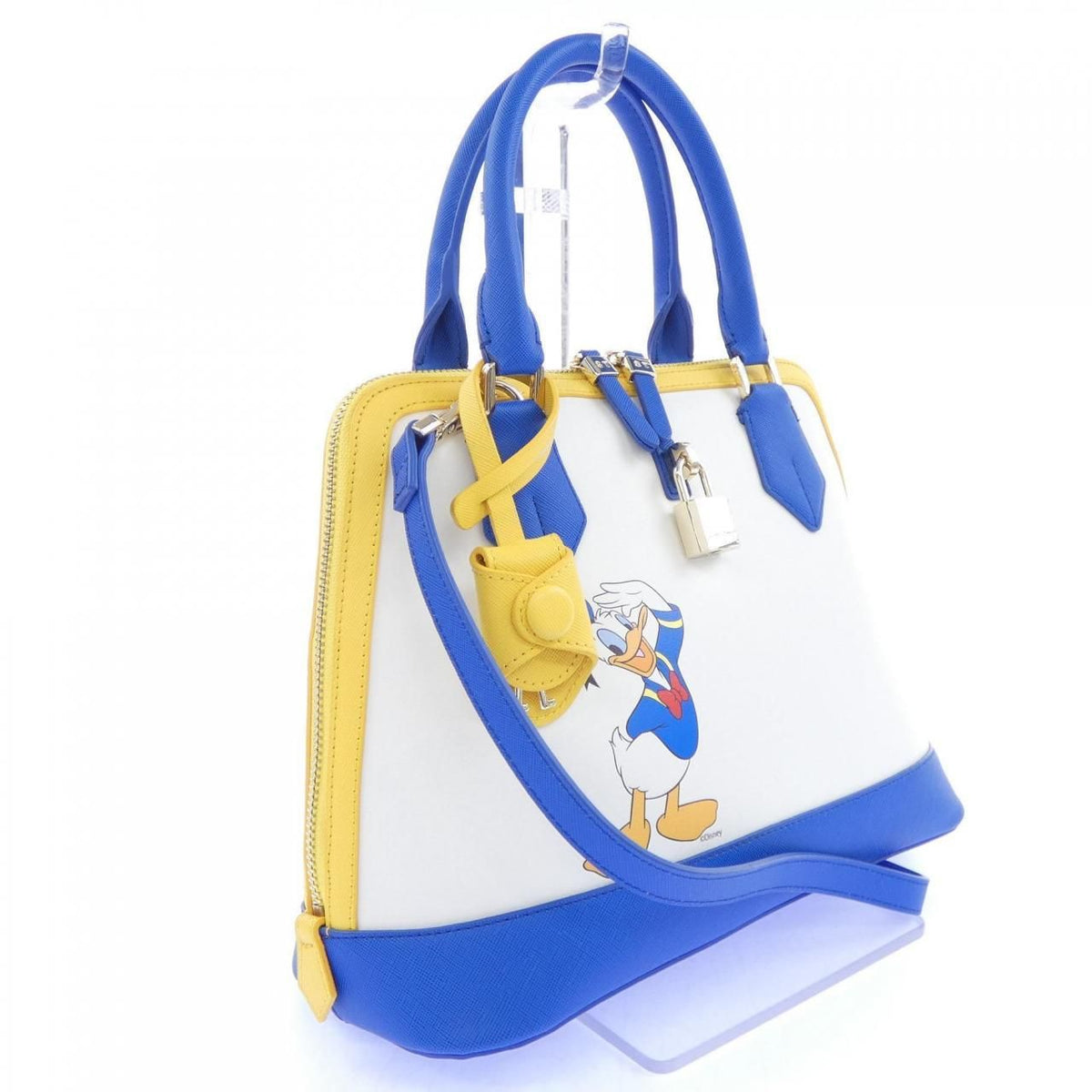 Samantha Thavasa Handbag