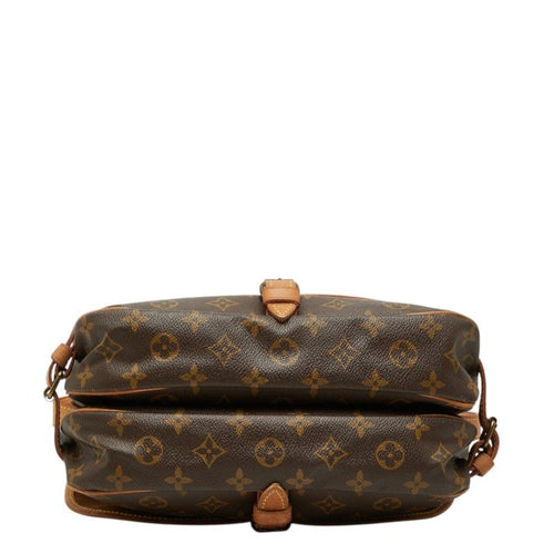 louis vuitton m42256 shoulder bag rear view