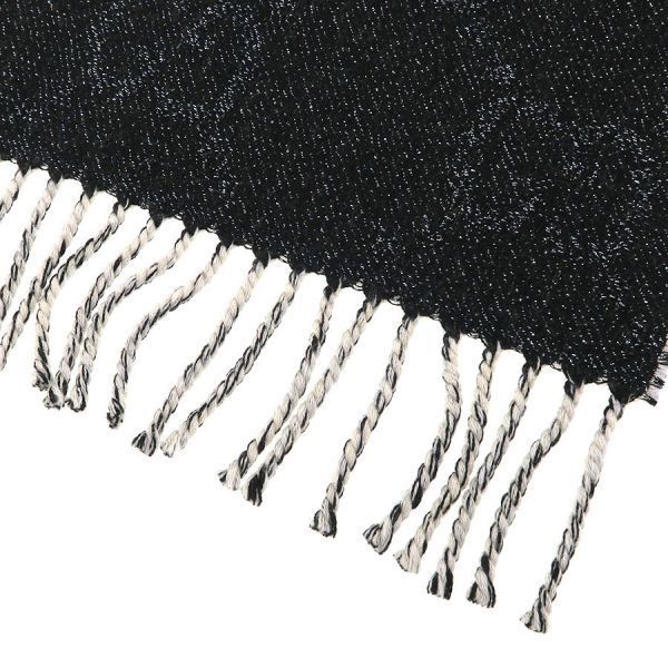 gucci 727724 scarf side view