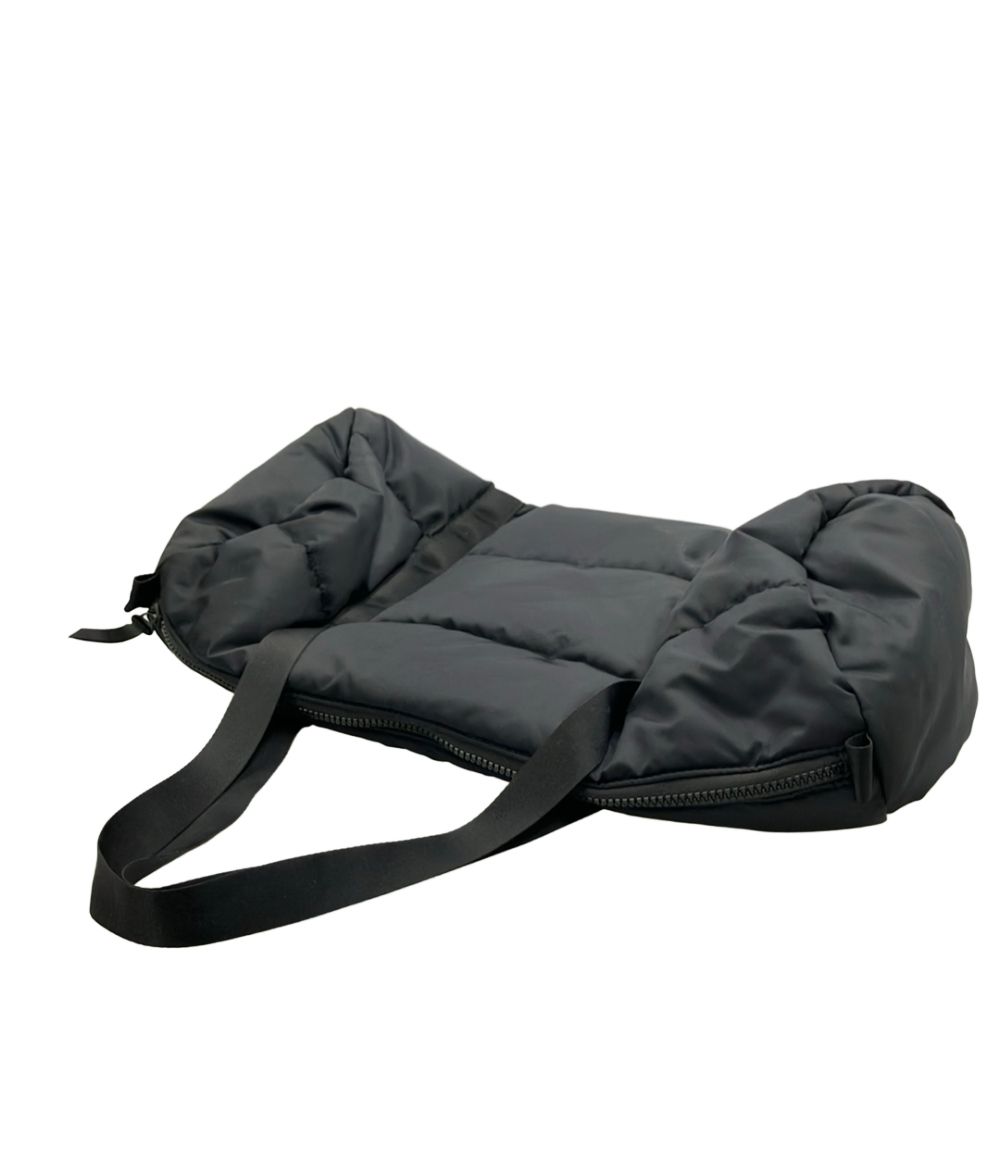 nike travel bag functional details