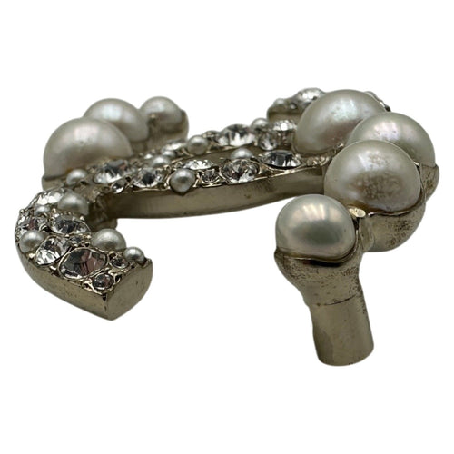 chanel brooch accessories included