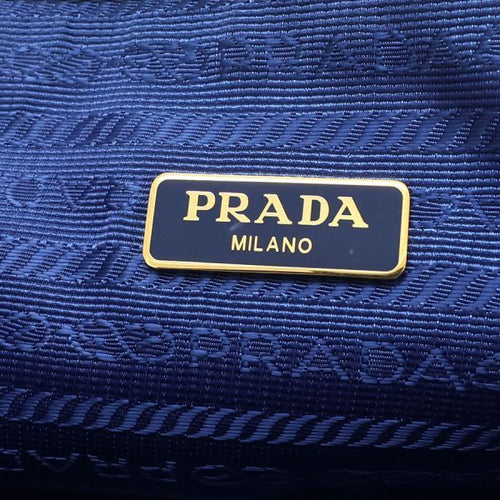 prada 1nd004 pouch / clutch functional details