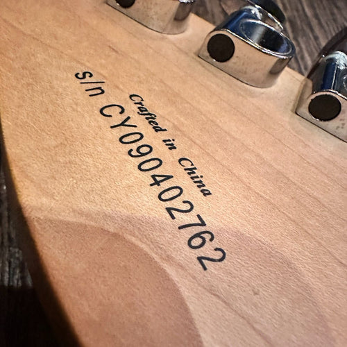 squier electric guitar markings and labels
