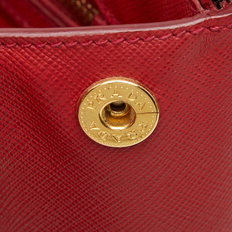prada handbag functional details