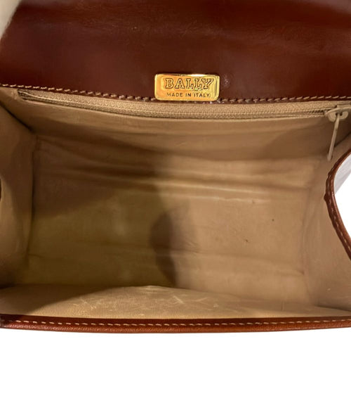 bally shoulder bag accessories included