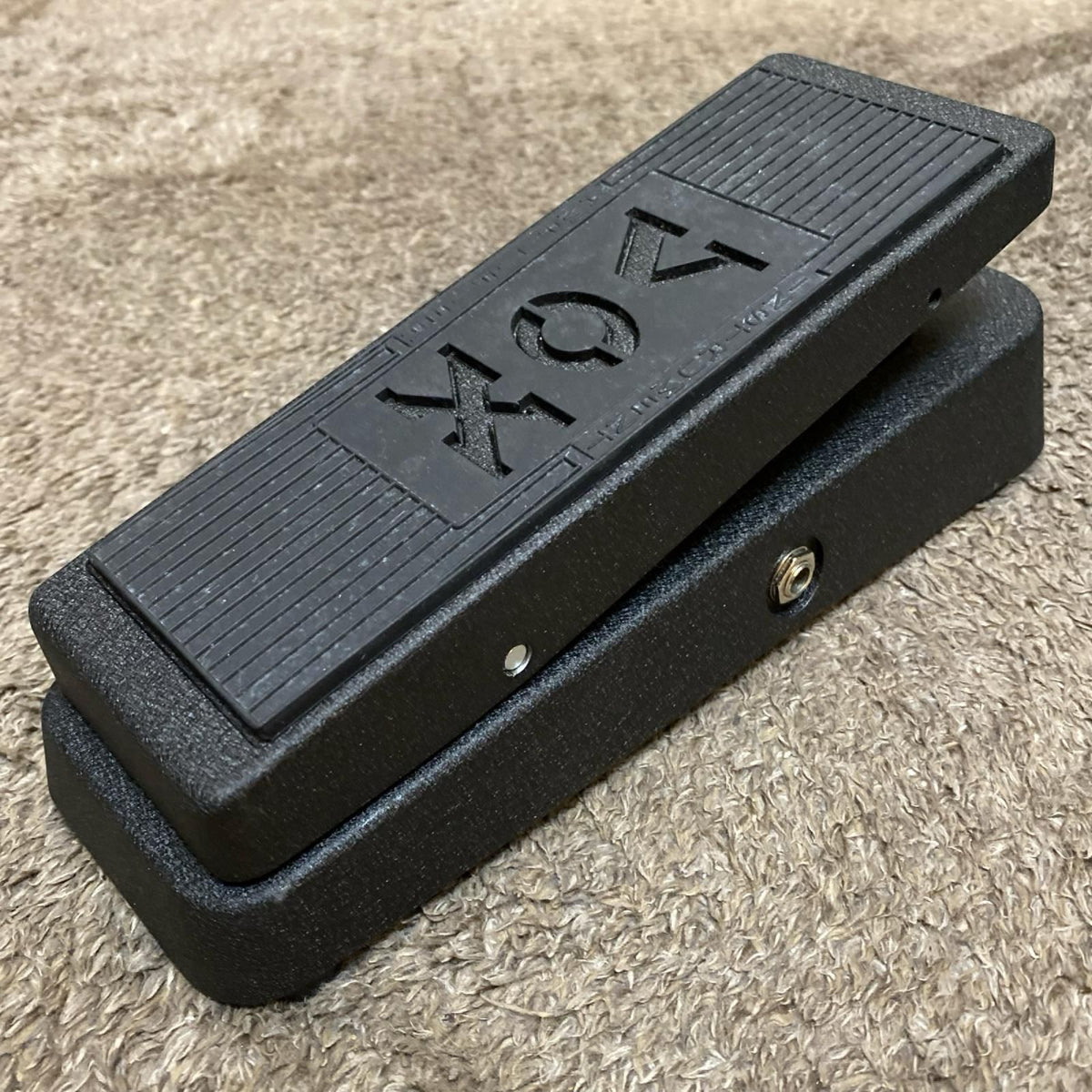 guitar effector front view