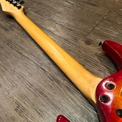 aria electric guitar interior details