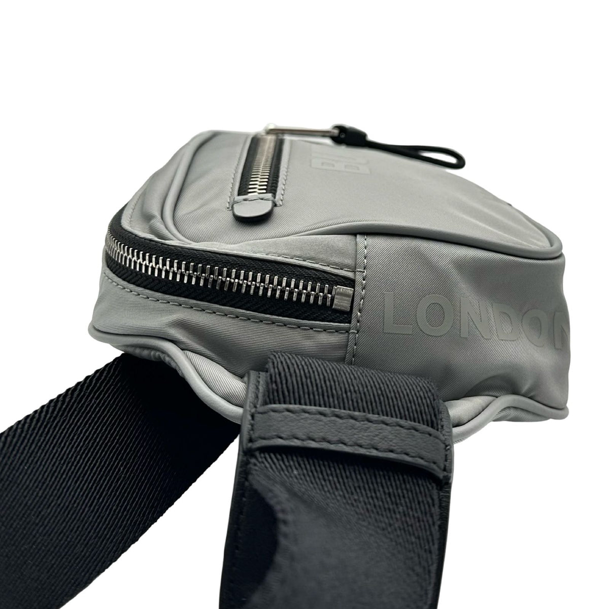 burberry london grey shoulder bag side view