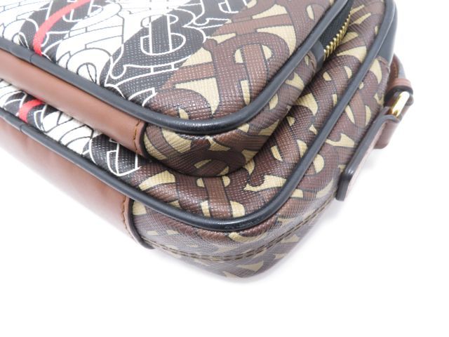 burberry beige shoulder bag interior details