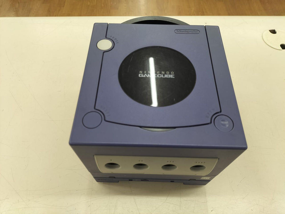 Nintendo DOL-001 Video Game Console