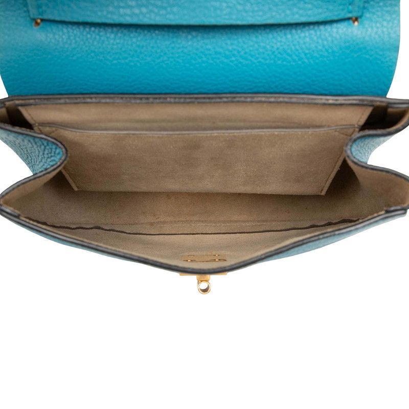 chloe shoulder bag side view