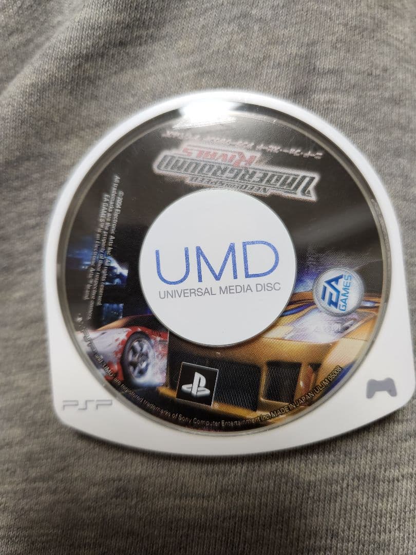 sony psp-1000 handheld console front view