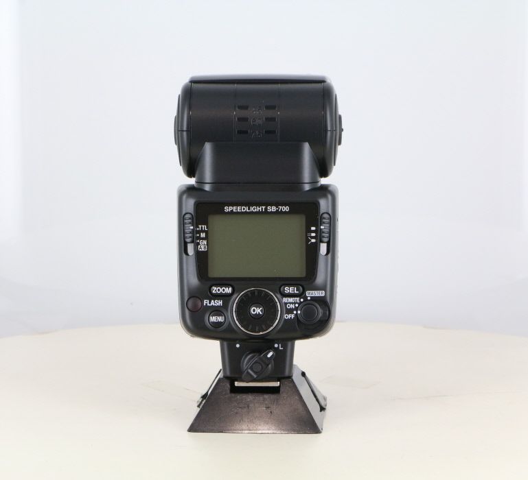 nikon sb-700 camera side view