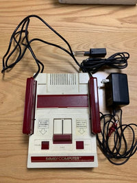 Nintendo HVC-001 Video Game Console