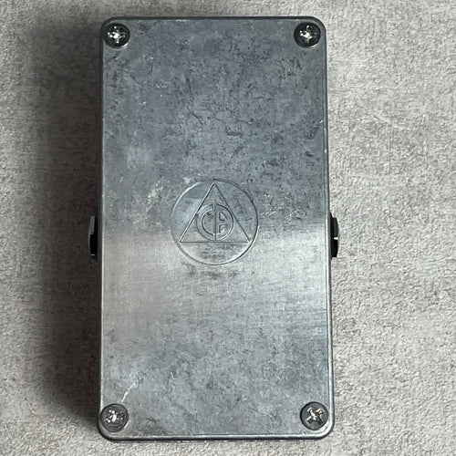 guitar effector interior details