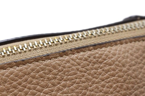 coach c6229 beige shoulder bag markings and labels
