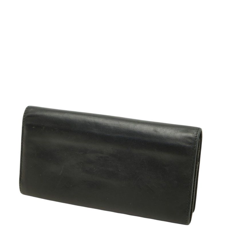wallet front view