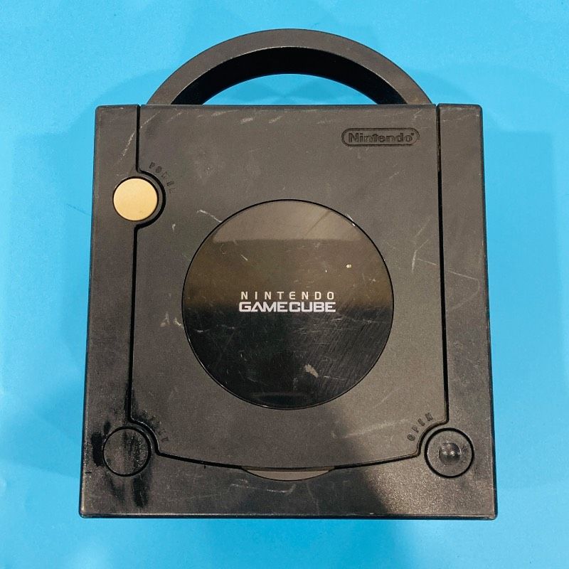 Nintendo DOL-001 Video Game Console