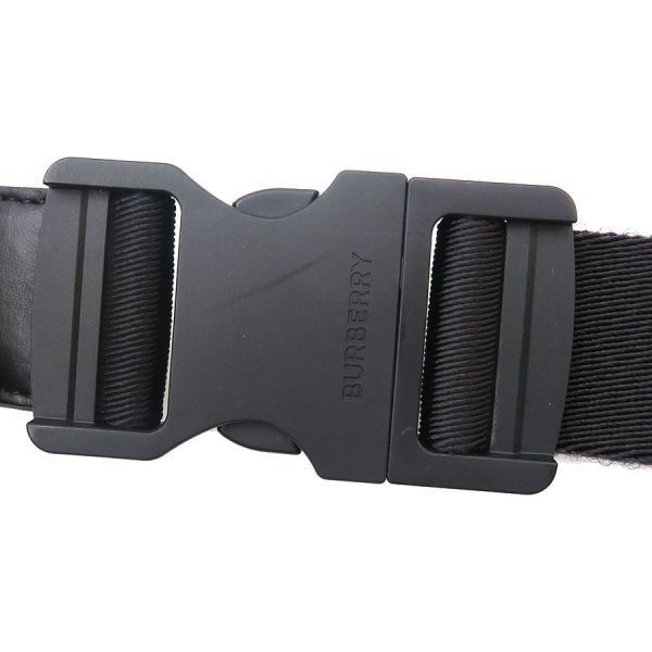 burberry shoulder bag accessories included