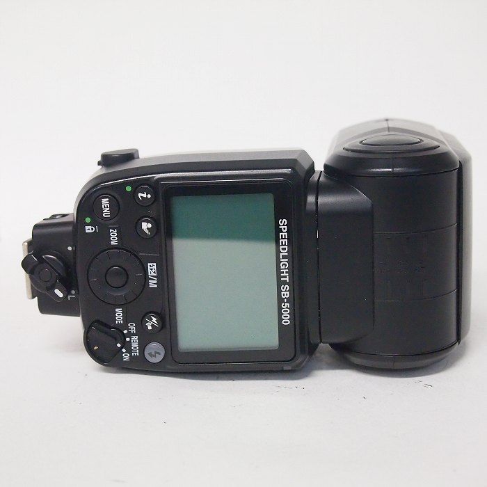 nikon sb-5000 camera accessories included