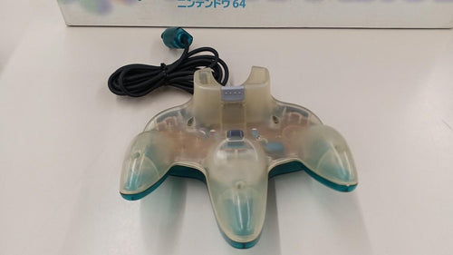 nintendo nus-001 video game console markings and labels
