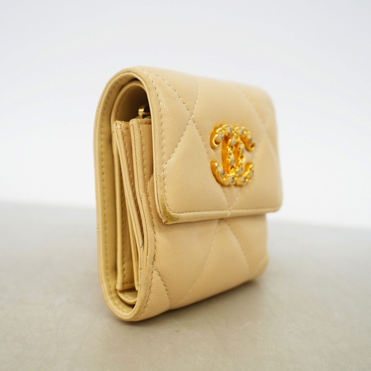 Chanel Wallet – Beige