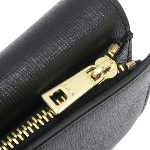 furla wallet interior details