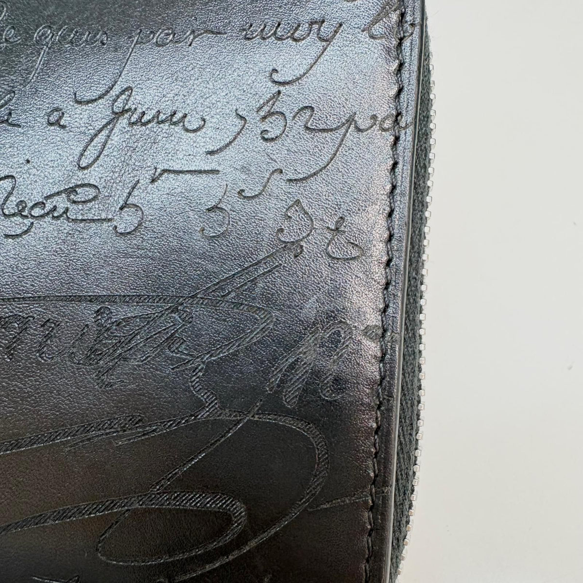 berluti coin purse interior details
