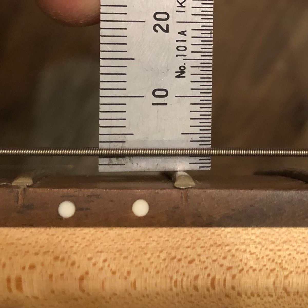 yamaha eg-112 electric guitar markings and labels
