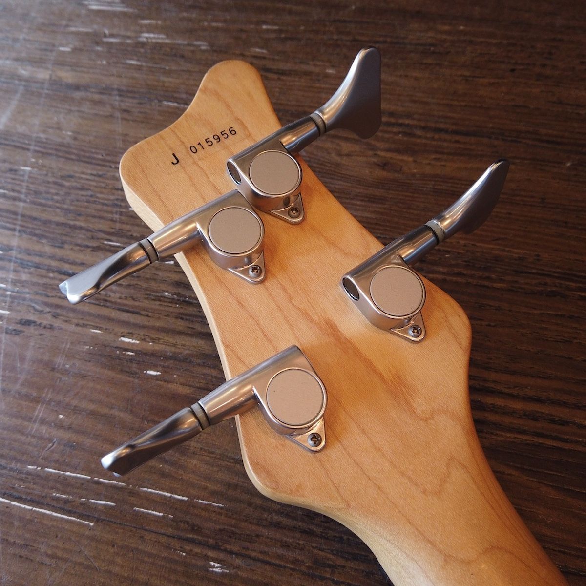 jackson bass guitar functional details