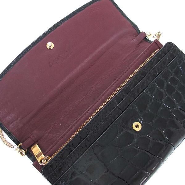 wallet side view