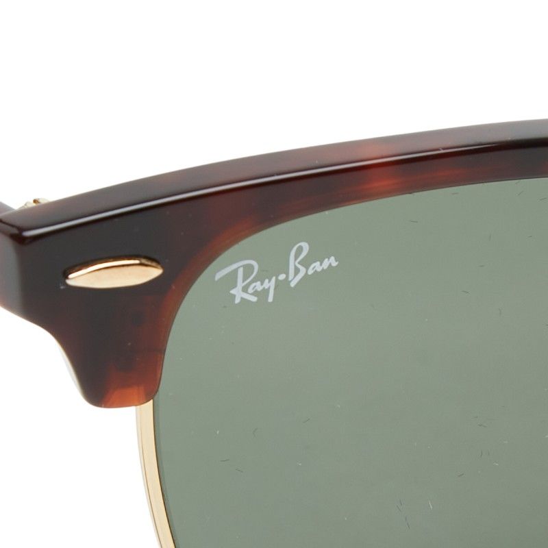 eyewear accessories included